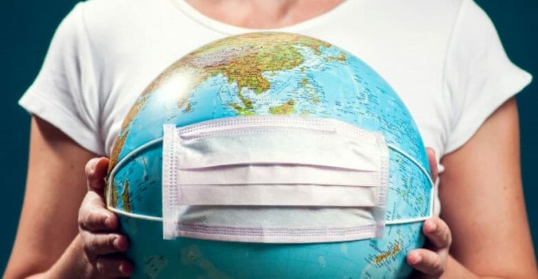 Mundo protegido por mascarilla